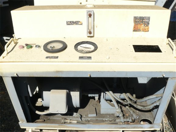 Symons-nordberg 7' Cone Crusher Hydraulic Console)